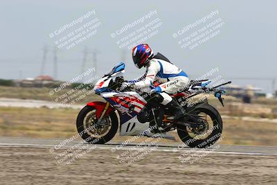 media/May-26-2025-Lets Ride (Mon) [[3bf1de1d65]]/B Group/1220pm (Wheelie Bump)/